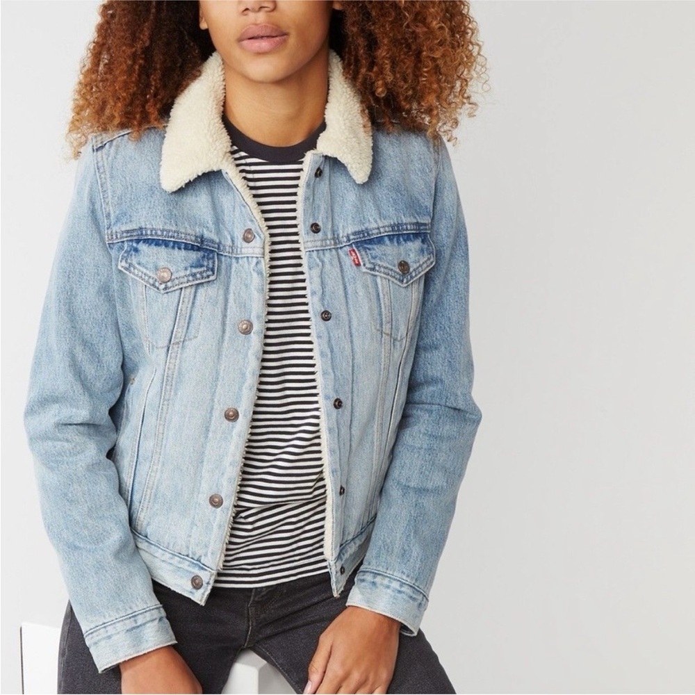 Levi's Sherpa Trucker Jacket